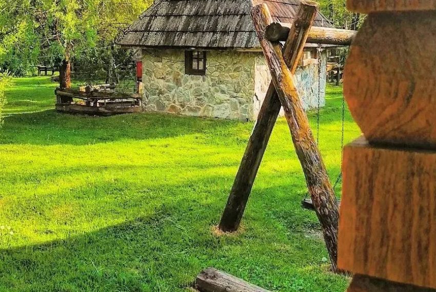 Turisticko naselje (25)